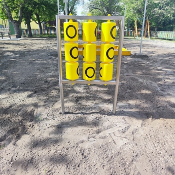 Fám önálló OXO játék