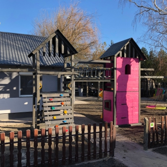 Exklúzív játszóvár 2.0 - lajhármászóval