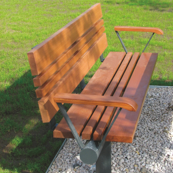 Sétány pad