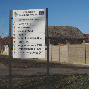 Infó tábla