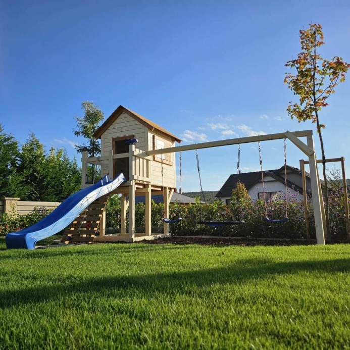 Felső kuckós óriás torony erkéllyel mászó fallal hosszú rúddal