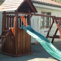 Kiskuckó fatetővel