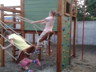 Színes óriás házikó