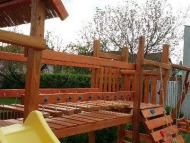 Nagytorony bástyával, mászófallal, láncos híddal