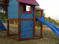 KUCKÓS NAGYTORORNY FA TETŐVEL, ERKÉLLYEL MÁSZÓ HÁLÓVAL, ÓRIÁS MÁSZÓ FALLAL