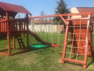 Óriás torony fa tetővel - Óriás mászófallal, mászóhálóval, fészekhintával - Kicsi rúd túllógással és plusz 1 játékkal