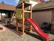 Szimpla torony ferde tetővel - Kezelés mentes  HDPE UV álló műanyag panelekkel