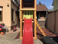 Szimpla torony ferde tetővel - Kezelés mentes  HDPE UV álló műanyag panelekkel