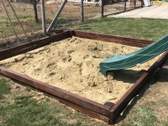 Felső kuckós vadászle mászó fallal fészekhintával különálló homokozóval