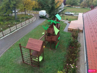 LUXUS játszóvár pálmafákkal és nyugágyakkal