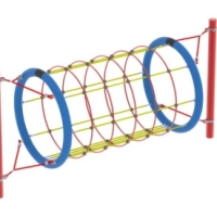 Fém oszlopos lengő alagút